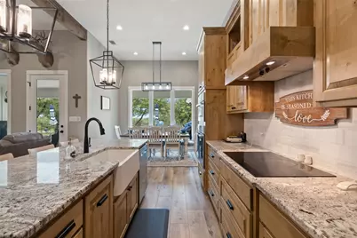 210 Levon Lane, Burnet, TX 78611 - Photo 8