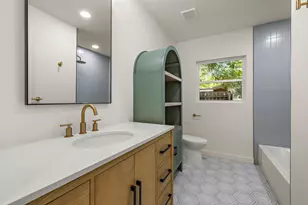 1400 Glencrest Dr, Austin, TX 78723 - Photo 18
