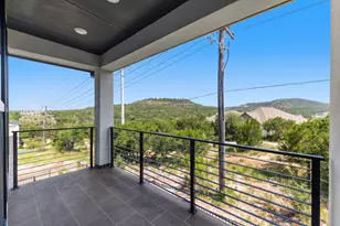 403 Austin Hts Rd, Lakeway, TX 78738 - Photo 24