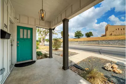 1711 E 7th Street #1, Austin, TX 78702 - Photo 8