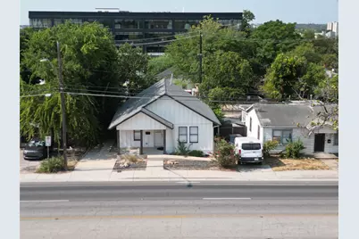 1711 E 7th Street, Austin, TX 78702 - Photo 2