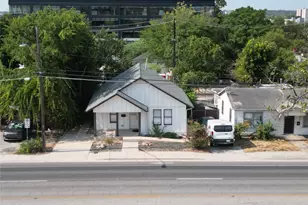 1711 E 7th St, Austin, TX 78702 - Photo 2