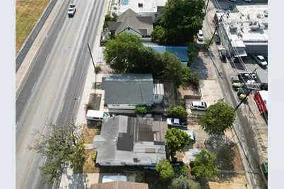 1711 E 7th Street #1, Austin, TX 78702 - Photo 36