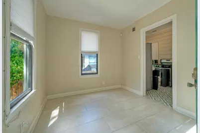 1711 E 7th Street, Austin, TX 78702 - Photo 26