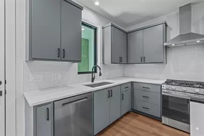 1402 Beckett Street, Austin, TX 78757 - Photo 6