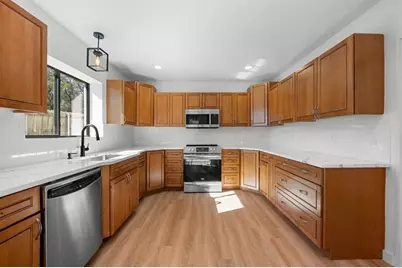 20204 Barnett Glenn Road, Spicewood, TX 78669 - Photo 12