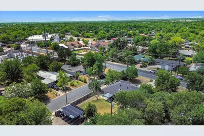 2018 Wheless Lane, Austin, TX 78723 - Photo 32
