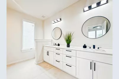 2309 Montopolis Drive #8, Austin, TX 78741 - Photo 16