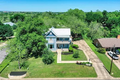 602 E Liberty Avenue E, Round Rock, TX 78664 - Photo 2