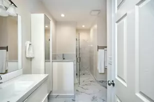 2409 Pecan St, Bastrop, TX 78602 - Photo 12