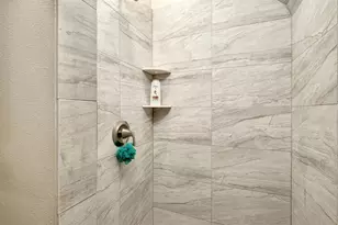 2409 Pecan St, Bastrop, TX 78602 - Photo 6