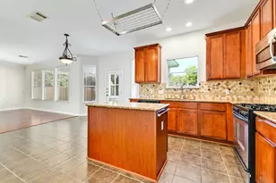 20308 Farm Pond Ln, Pflugerville, TX 78660 - Photo 12