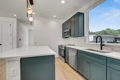 4127 E 12th Street #1, Austin, TX 78721 - Photo 4