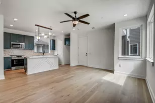 4127 E 12th St, Austin, TX 78721 - Photo 2