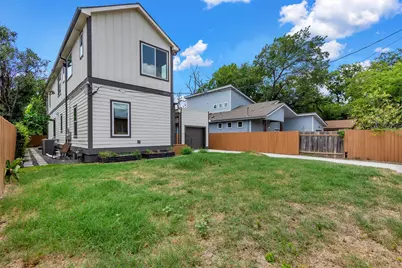 3101 Lyons Road, Austin, TX 78702 - Photo 2