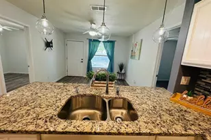 1624 Aquarena Springs Dr, San Marcos, TX 78666 - Photo 6