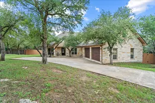 9 Caliche Ct, Wimberley, TX 78676 - Photo 2
