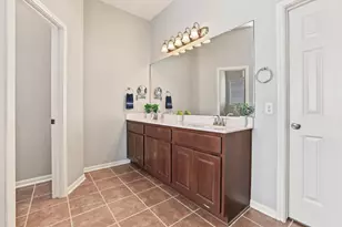 6413 York Bridge Cir, Austin, TX 78749 - Photo 18