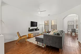 510 Mueller St, Fredericksburg, TX 78624 - Photo 6