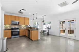 2610 Hidalgo St, Austin, TX 78702 - Photo 6