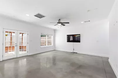 2610 Hidalgo Street, Austin, TX 78702 - Photo 12