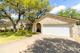 5839 Secrest Dr, Austin, TX 78759 - Photo 6