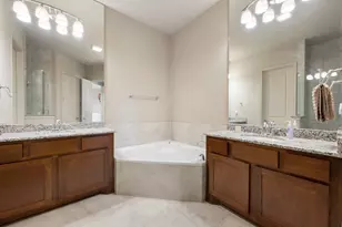 205 Clubhouse Dr, Georgetown, TX 78628 - Photo 24