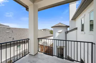 205 Clubhouse Dr, Georgetown, TX 78628 - Photo 22