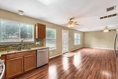 186 Carriage Way, Kyle, TX 78640 - Photo 12