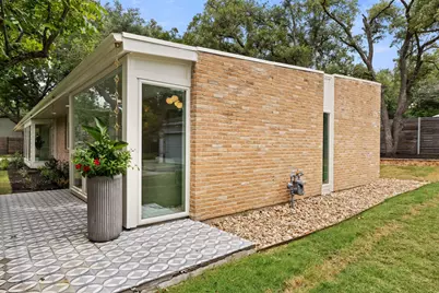 1503 E 15th Street, Georgetown, TX 78626 - Photo 4