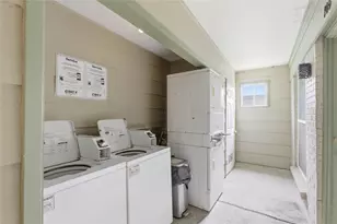 2021 Bluebonnet Ln, Austin, TX 78704 - Photo 20