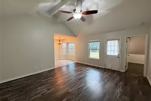 2306 Stirrup Dr, Round Rock, TX 78681 - Photo 2