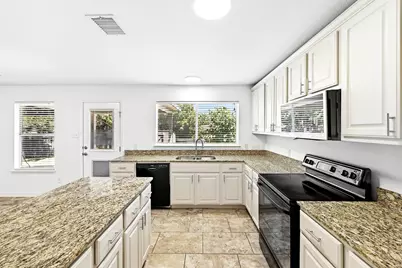 19301 Sunken Creek Pass, Pflugerville, TX 78660 - Photo 10