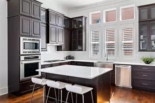 1023 Juniper St, Austin, TX 78702 - Photo 12