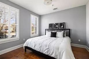 1023 Juniper St, Austin, TX 78702 - Photo 6