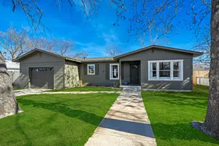 511 Olive St, Fredericksburg, TX 78624 - Photo 1