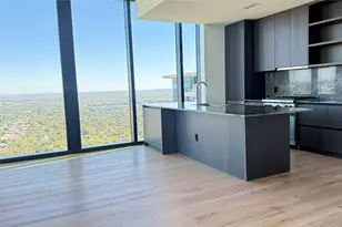 610 Davis St, Austin, TX 78701 - Photo 2