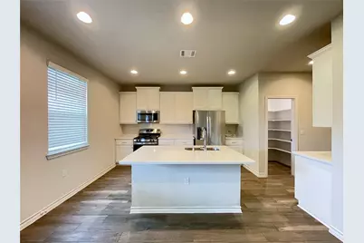 1602 Jacey Way, Austin, TX 78725 - Photo 4
