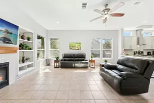 106 Waterlily Ln, Georgetown, TX 78633 - Photo 6