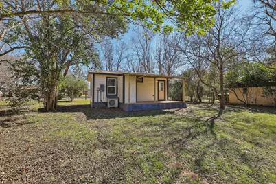 304 Harris Street, Smithville, TX 78957 - Photo 28