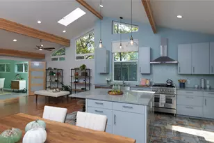 1000 W St Johns Ave, Austin, TX 78757 - Photo 18