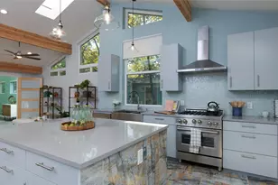 1000 W St Johns Ave, Austin, TX 78757 - Photo 12