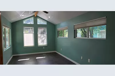 1000 W Saint Johns Avenue, Austin, TX 78757 - Photo 20