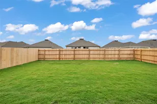 133 Walk Way Dr, Jarrell, TX 76537 - Photo 28