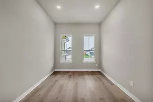 133 Walk Way Dr, Jarrell, TX 76537 - Photo 24