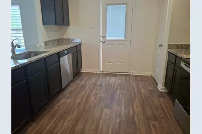 405 Riverdale Drive, Jarrell, TX 76537 - Photo 4