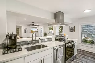 707 Highland Ave, Austin, TX 78703 - Photo 20