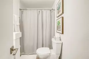 707 Highland Ave, Austin, TX 78703 - Photo 8