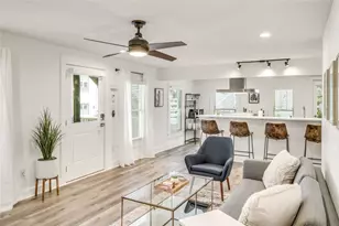 707 Highland Ave, Austin, TX 78703 - Photo 14