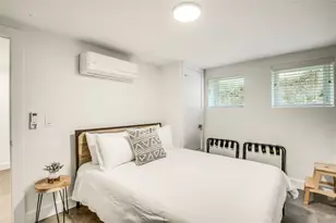 707 Highland Ave, Austin, TX 78703 - Photo 12